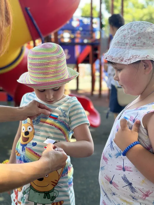 image-12-06-24-12-05