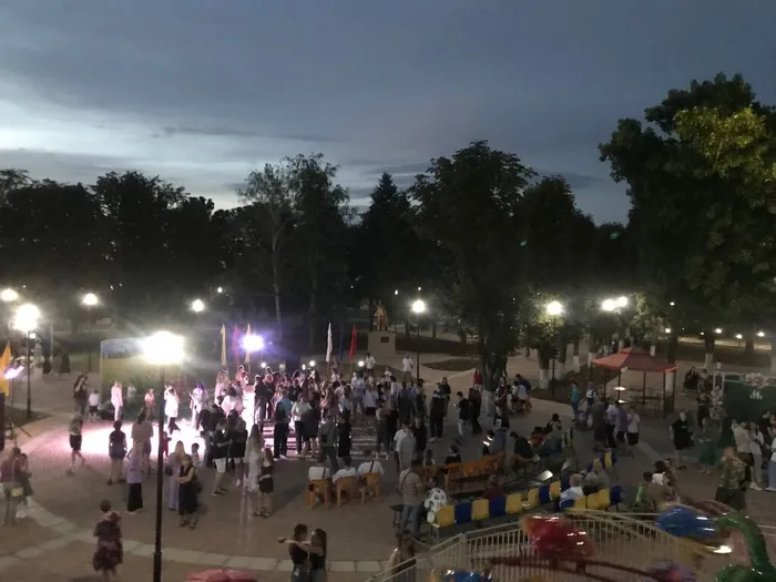 image-10-07-23-02-27