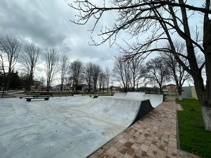 127438d2-ae78-42b9-9c79-51a297441812